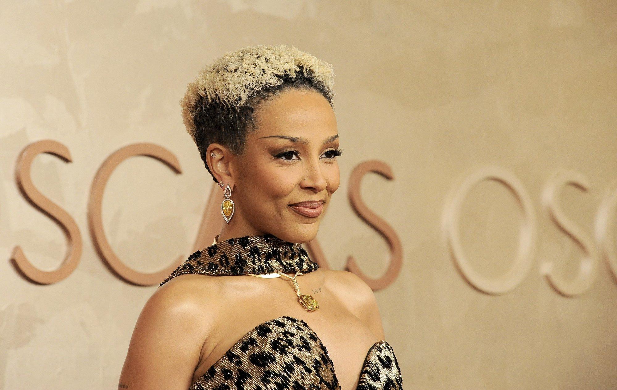 VIDEO | Räppar Doja Cat läks fänniga avalikult raksu. „Ma viskasin selle läpase särgi minema!“