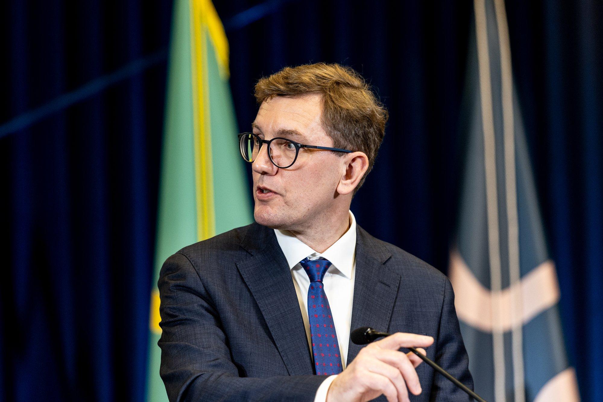 VIDEO ja BLOGI | Michal välisvangide toomisest Tartusse: maksumaksjatel pole mõtet tühja maja üleval pidada, riigieelarve on miinuses