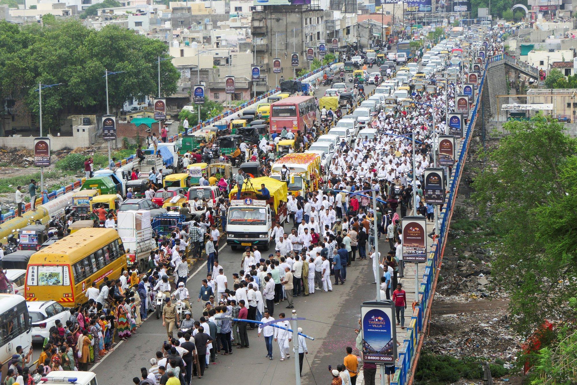 Uurijad leidsid Indias alla kukkunud lennuki kokpiti helisalvestise