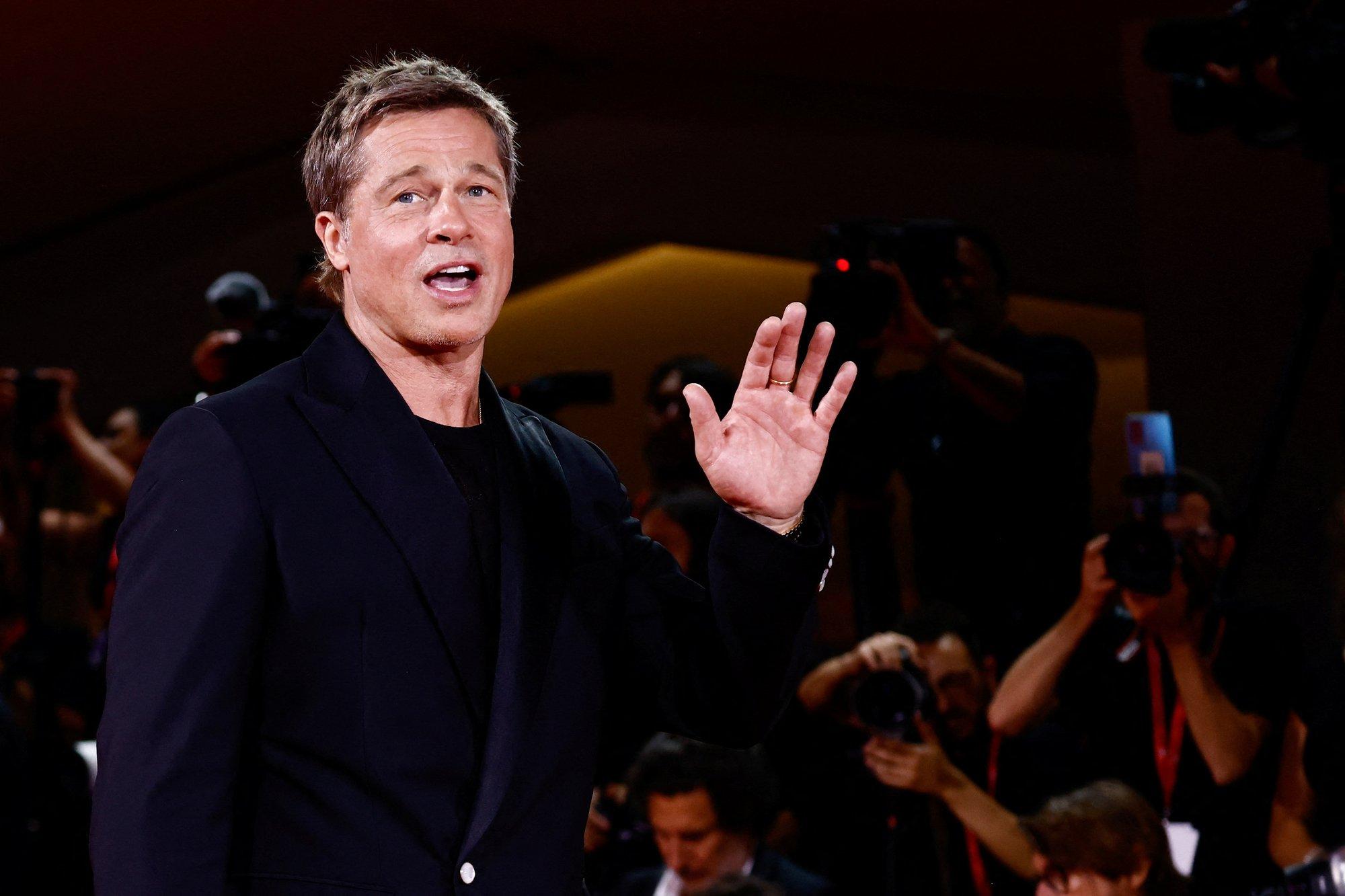 FOTOD | Keskeakriisi tulemus? Brad Pitt ilmus avalikkuse ette uue väljanägemisega