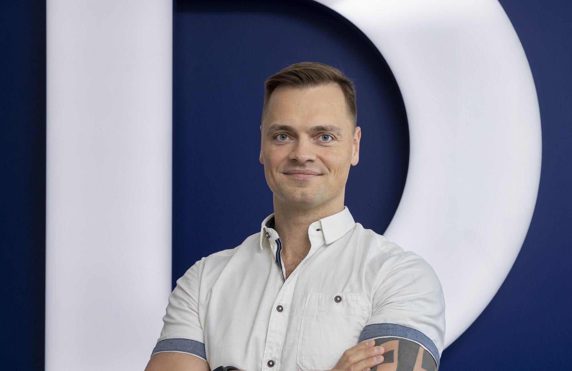 Tõsielusaates „Vallaline kaunitar“ tuntust kogunud Kaspar Rooni sõudis abieluranda