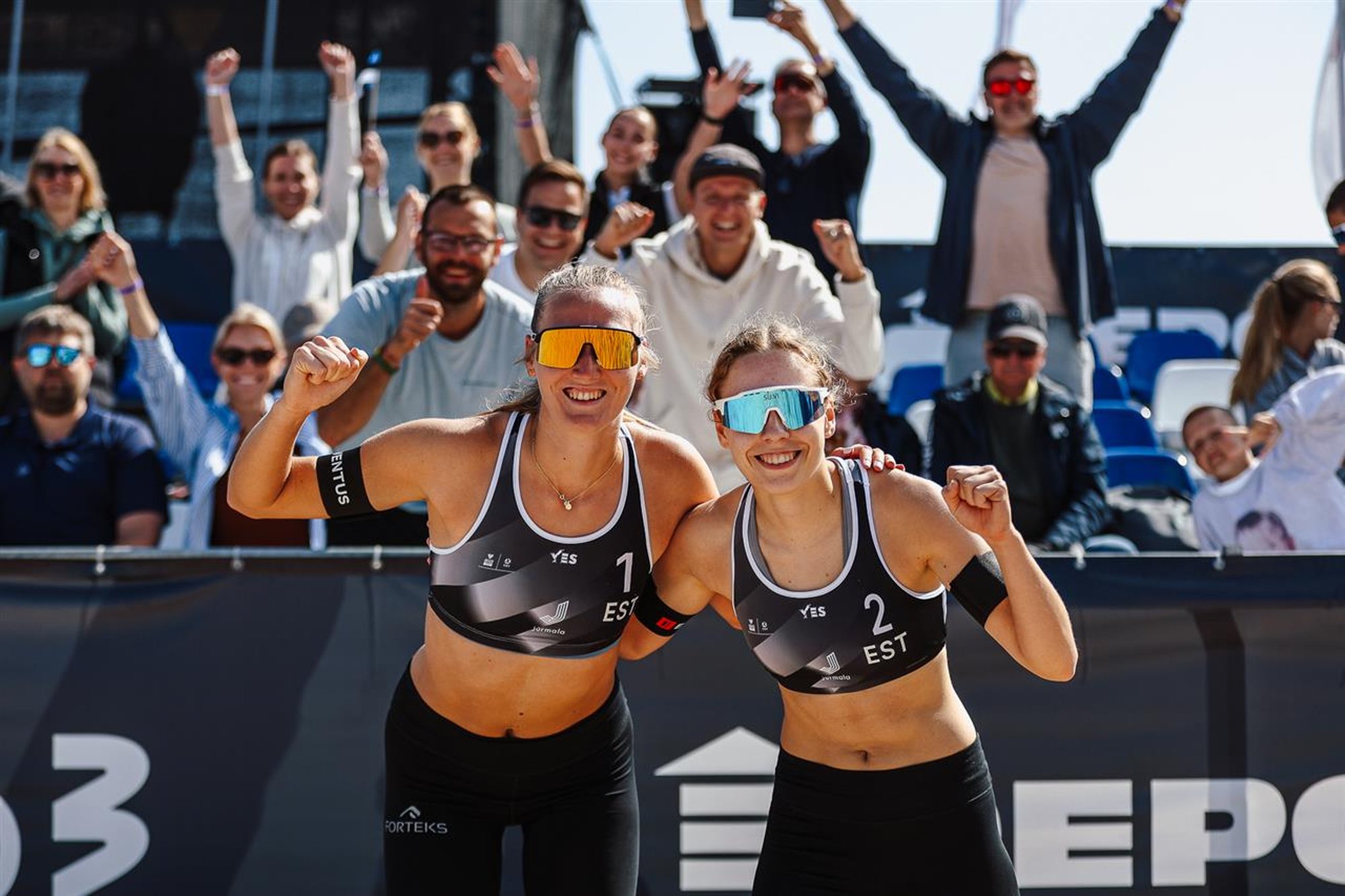 Eesti rannavollepaarid jõudsid Jurmala MK-etapil poolfinaali