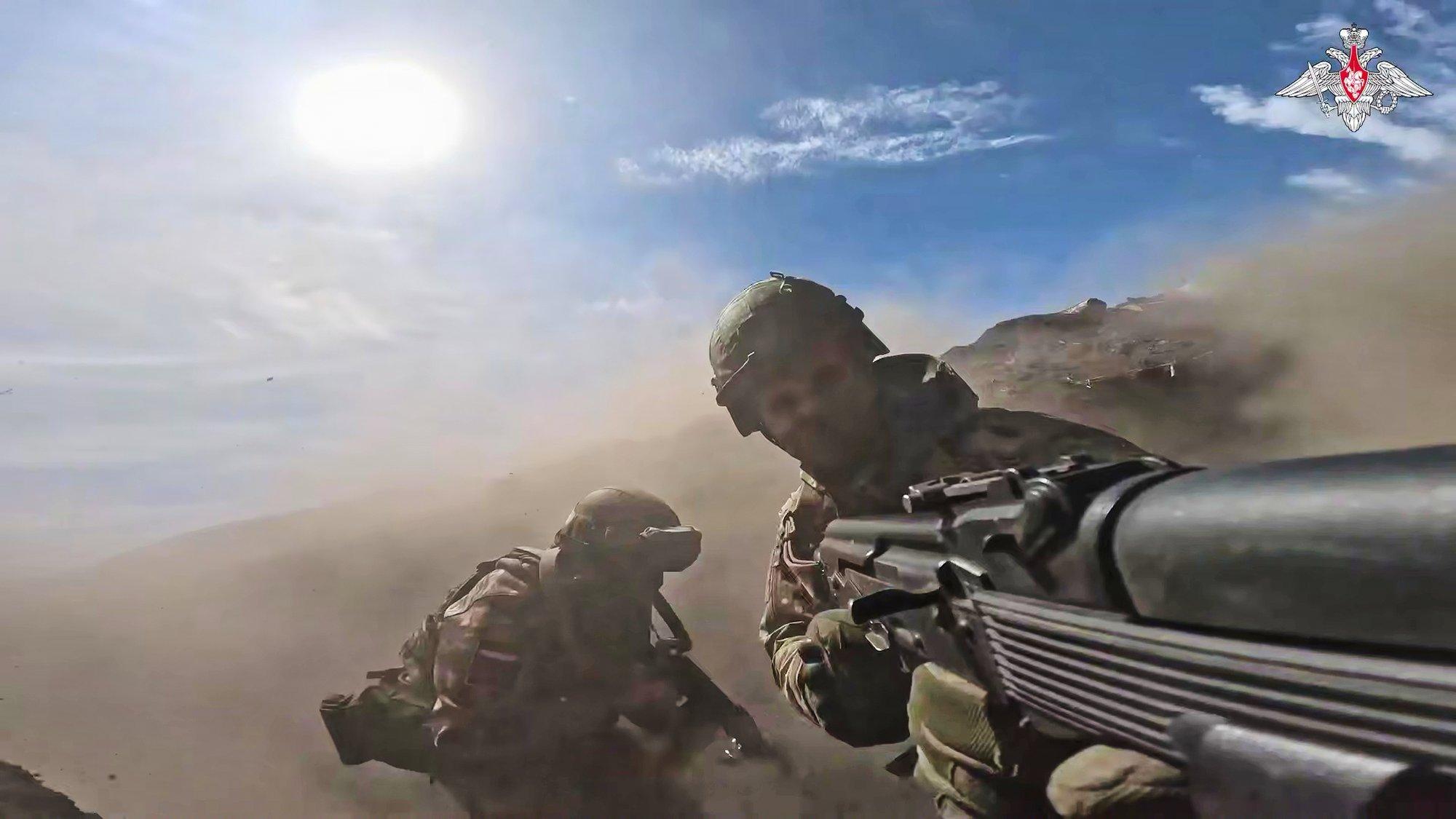 „Varem jäi rünnakul ellu kaks-kolm, nüüd viis-seitse venelast kümnest.“ Kuidas on muutunud Vene armee taktika?