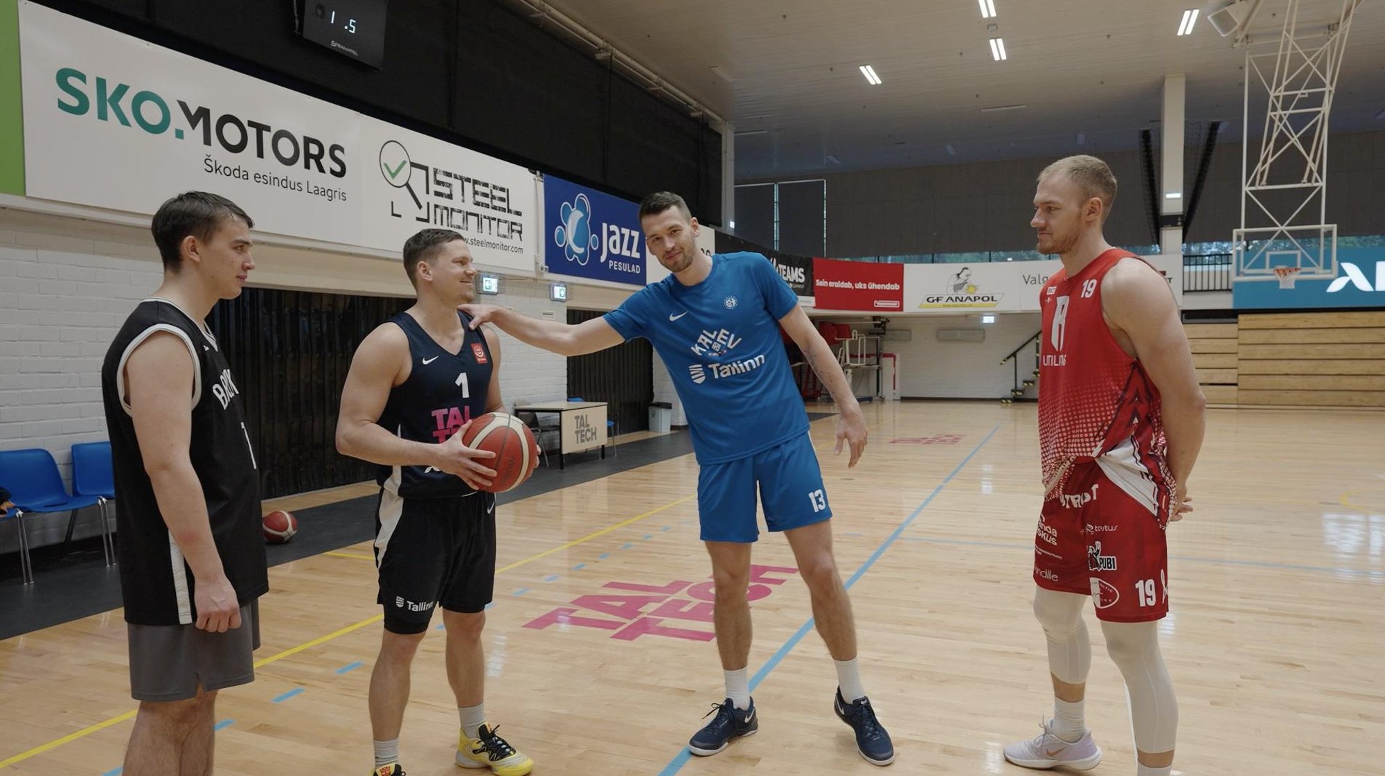 DELFI VIDEO | „Pall ei valeta“ korvpallikool: mis on pick and roll ja pick and pop? Miks on need korvpalli põhielemendid?