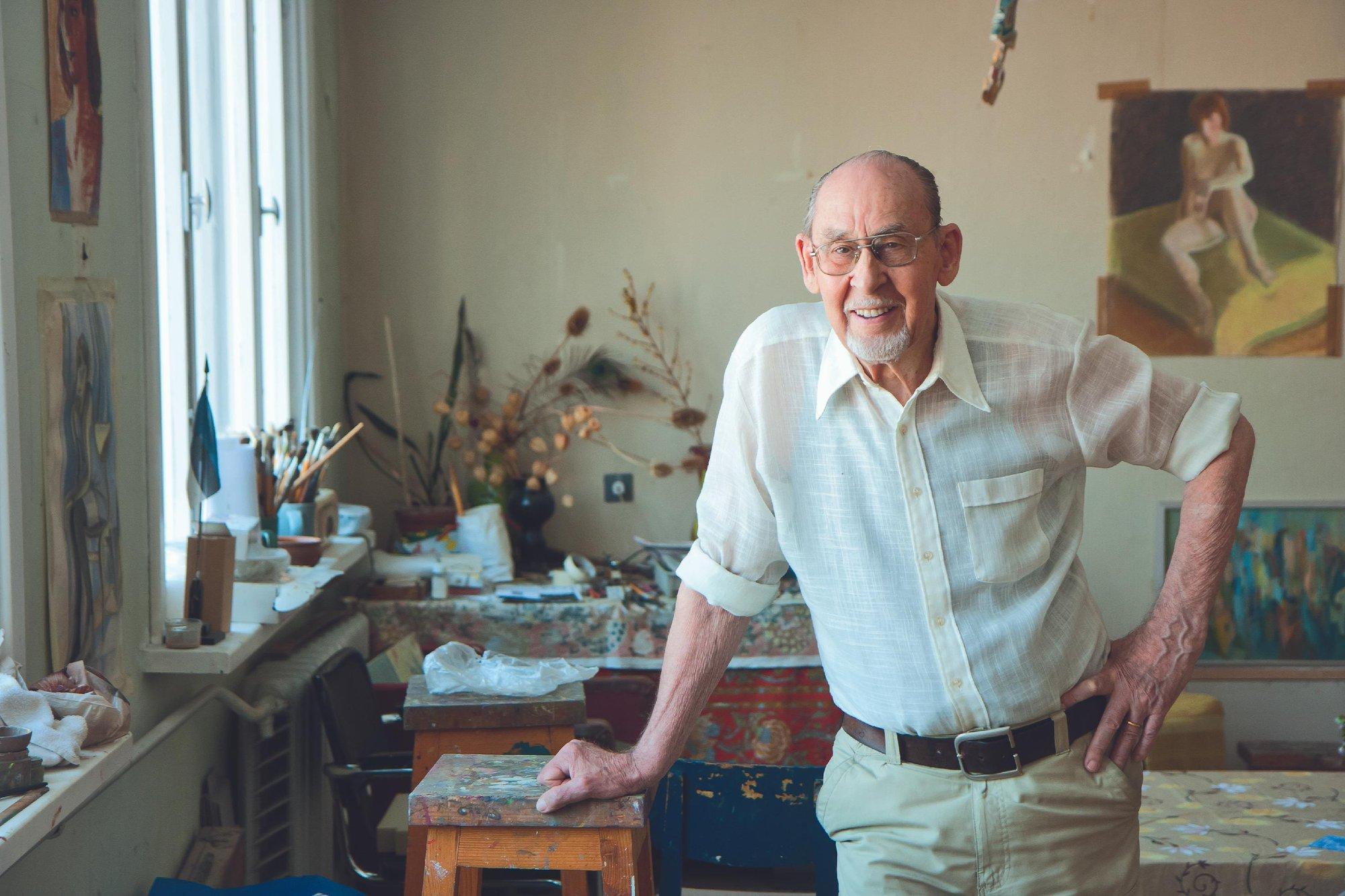 „Mööda sedasama kitsast ja kulunud keerdtreppi tõusis aastaid tagasi oma ateljeesse Konrad Mägi.“ Meenutusi kunstikool Pallasest