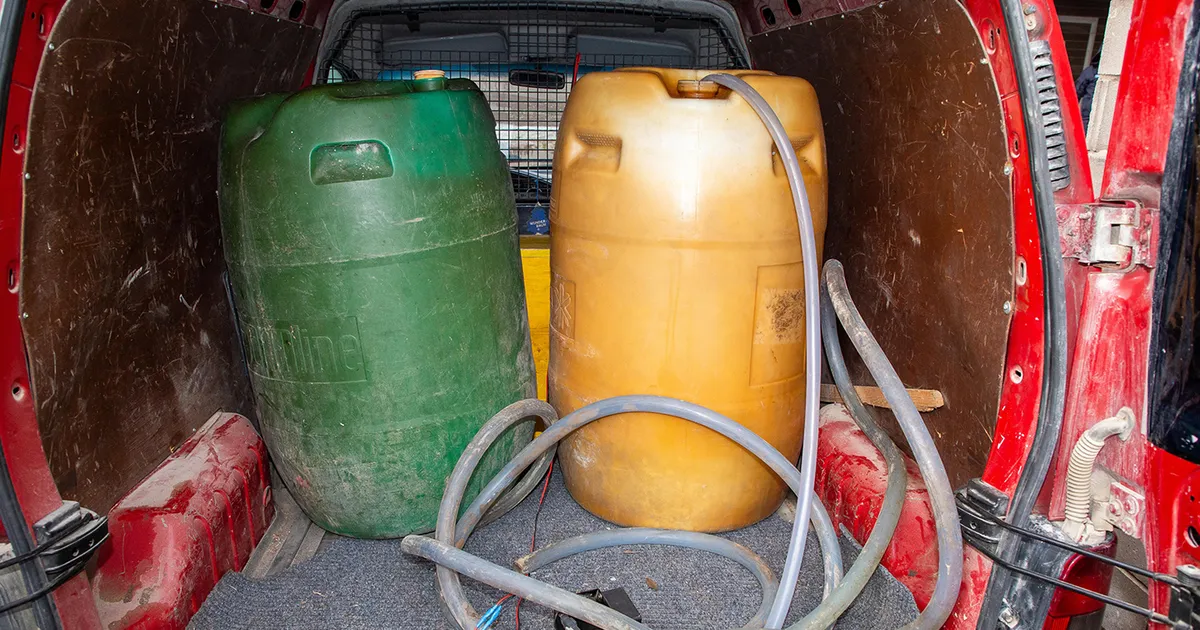 Diisel meelitab: kütusevargad on hakanud öösiti usinamalt ringi luusima, ka parklates