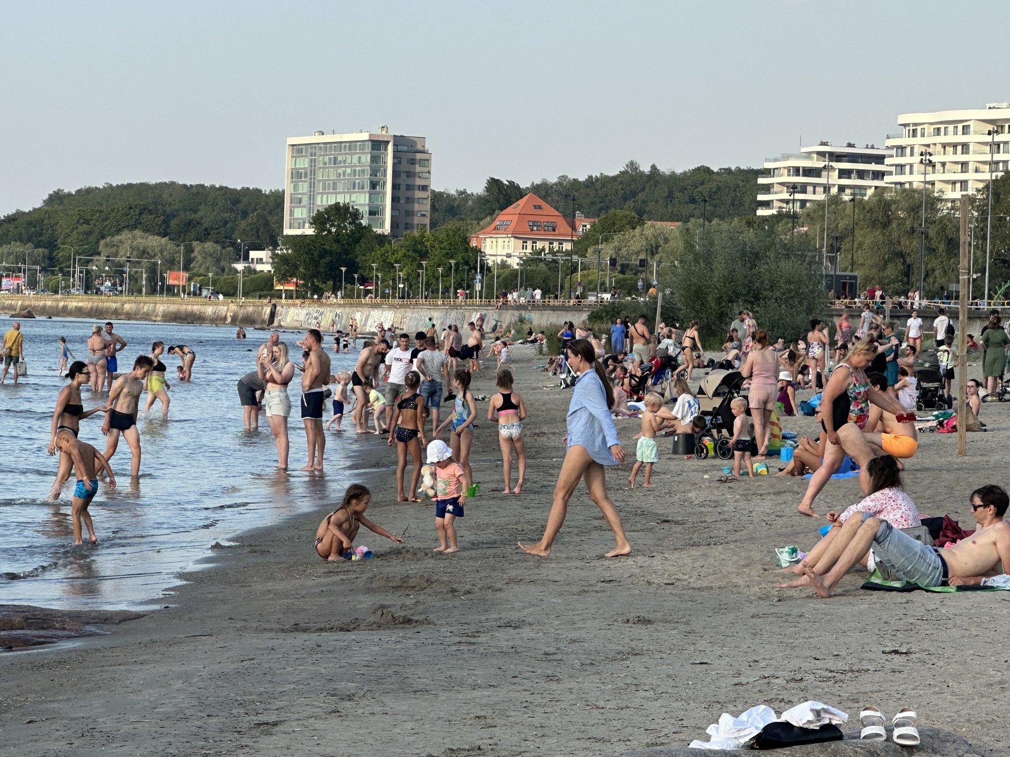 Reostunud vees ujumine võib põhjustada nakkuse. Kõige sagedasemad on põie- ja kõrvapõletik ning nahalööve