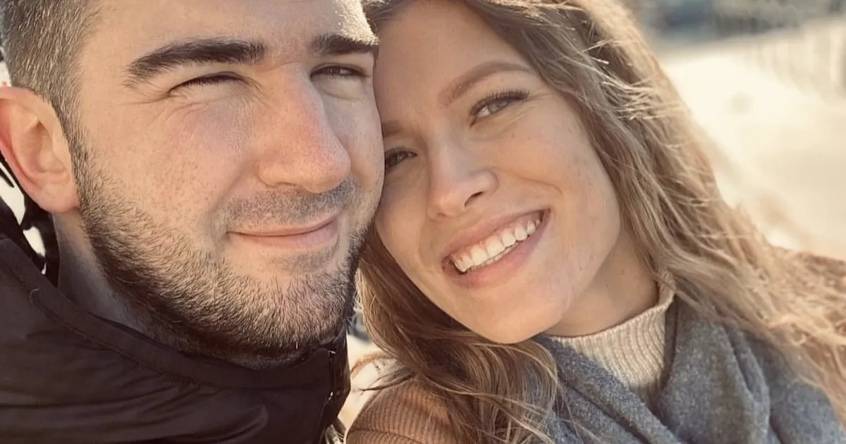 ARMSAD KLÕPSUD ⟩ Robert Rooli pere sai lisa: taas kord mässupidu