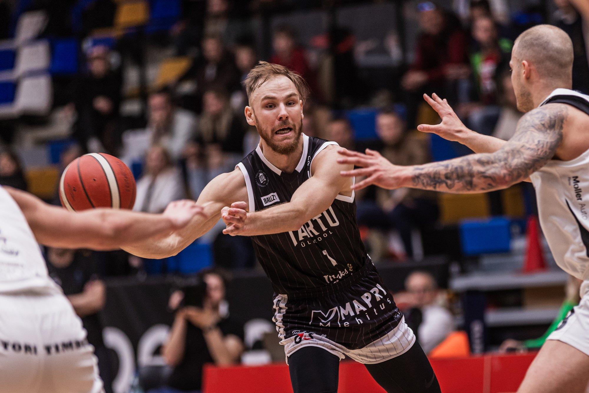 Märt Rosenthal lõi käed Kalev/Cramoga