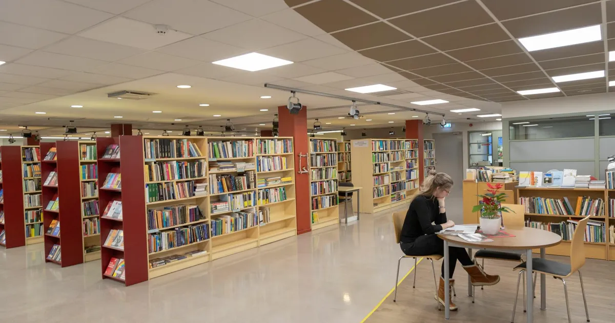 ARTUR KUZNETSOV ⟩ Järgmine laulupidu toimub internetis ehk miks meil on vaja rahvaraamatukogusid