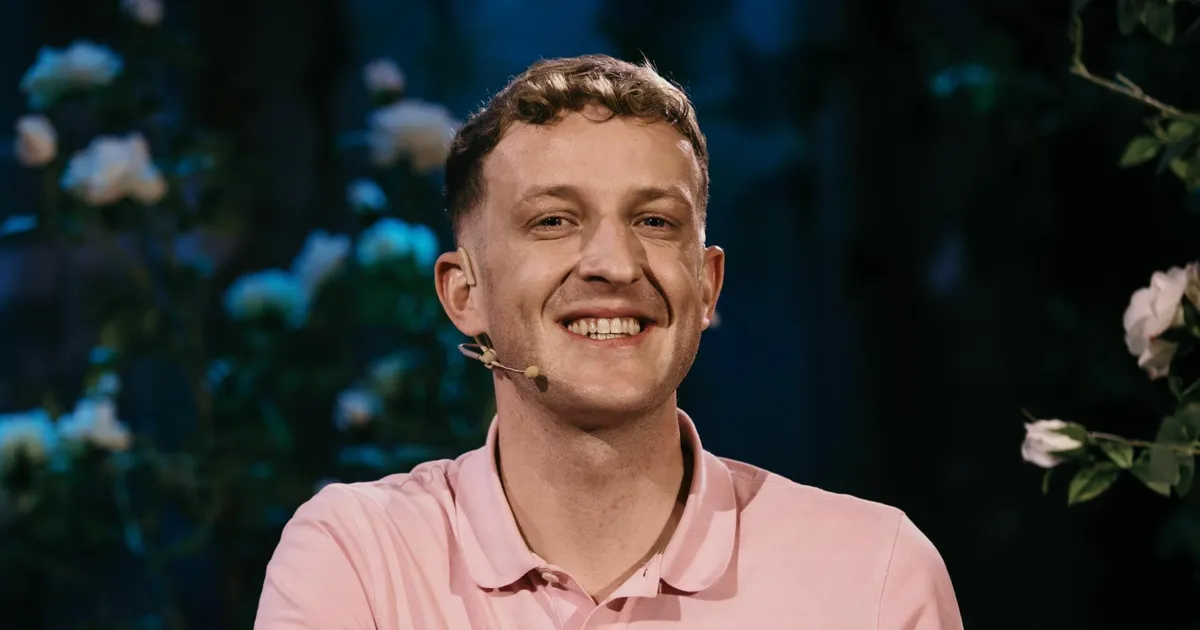 Raamatublogija kiidab väärt teost: krabab kümne küünega ja ei lase lahti