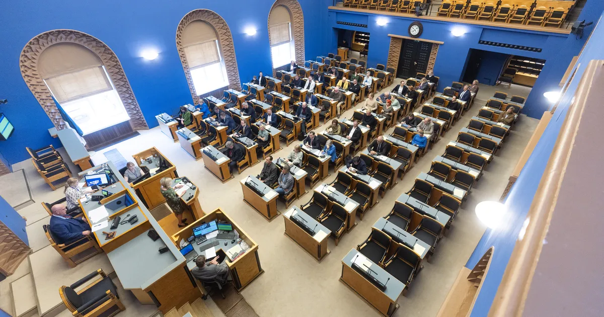 ANTS SILD ⟩ Kes lubas rokased põrsad riigikogu infotundi?