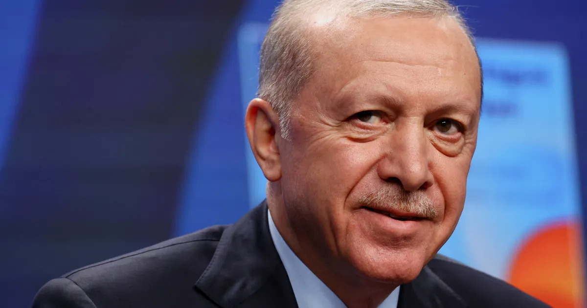 Türgi pidas opositsiooni tugipunktis Izmiris kinni 120 linnaametnikku