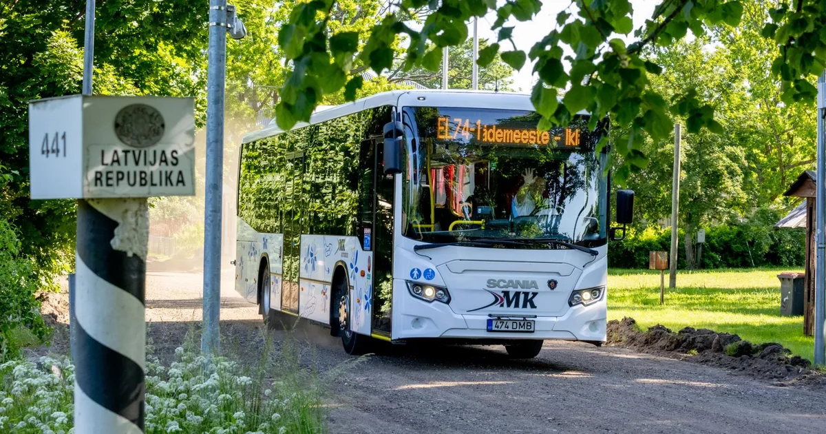 Reportaaž ⟩ Bussijuht sai uue rahvusvahelise liini esmasõitjalt kingiks vahuveini