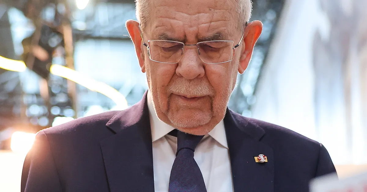 Austria president sai kingituseks Imbi Paju raamatu, kust leiab ka peatüki Van der Belleni perekonnast