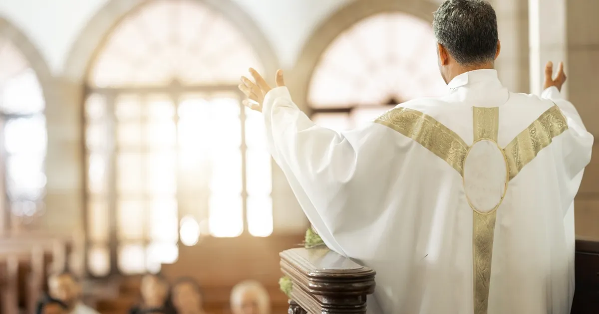 ŠOKEERIV JUHTUM ⟩ Pastor Issi kasutas koguduseliikme seksuaalse kuritarvitamise vabanduseks õigustust, mis võtab sõnatuks