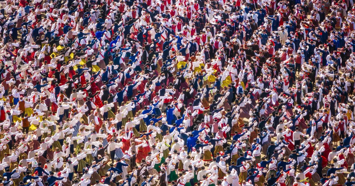 Vaata laulupidu postimees.ee veebist