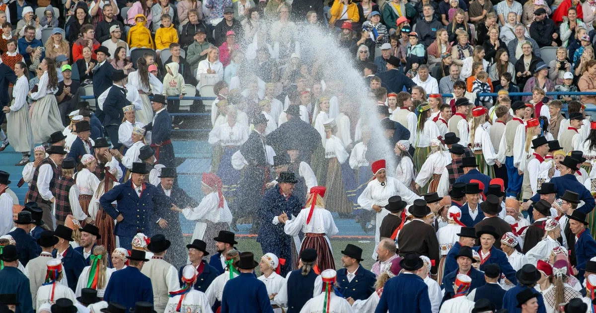 Põhjatu rõõm, mis ei küsi loogikat, vaid südant
