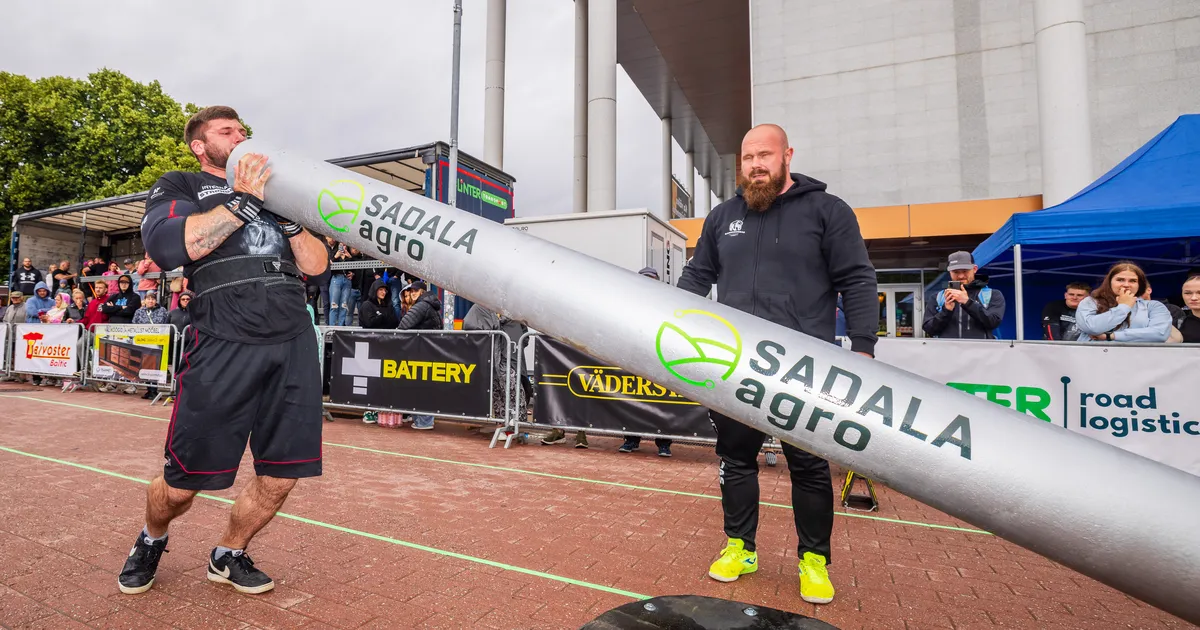 GALERII ⟩ Rammuspordi võistlusel veeti vihma kiuste rasket meremehe raami ja tõsteti pea kohale suuri raskuseid