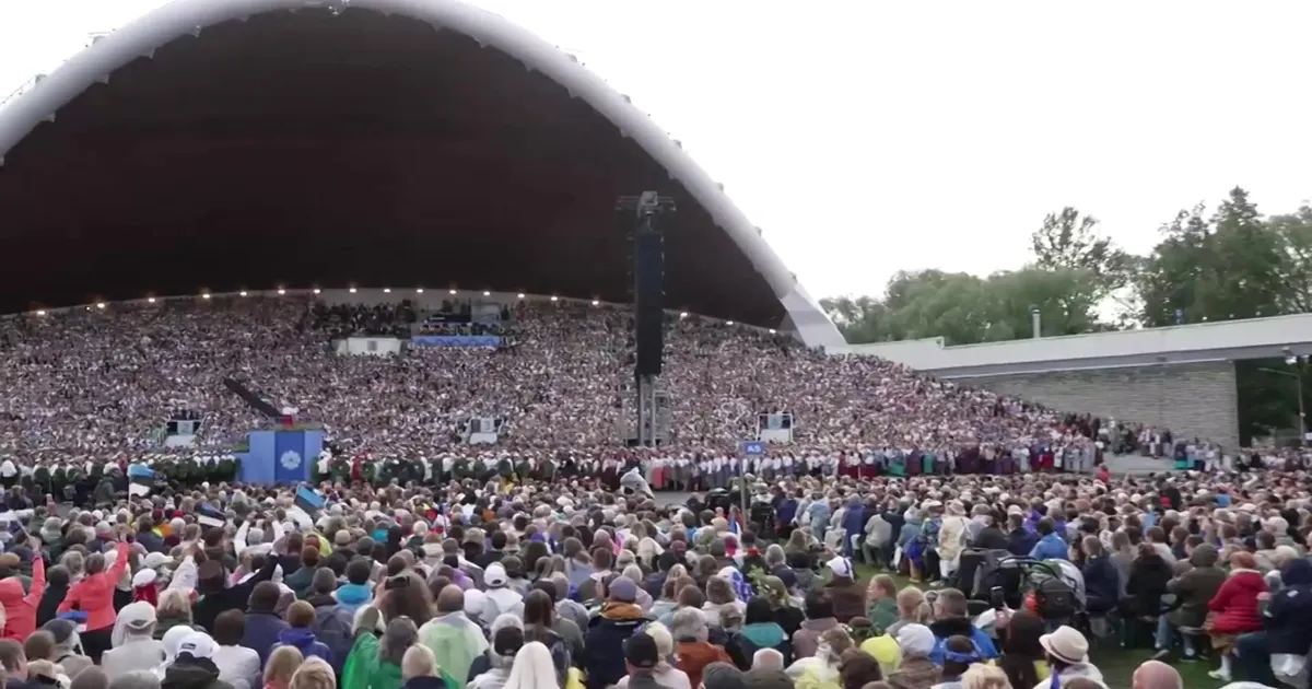 VIDEO ⟩ Hoogne «Tuljak» pani kogu publiku kaasa plaksutama