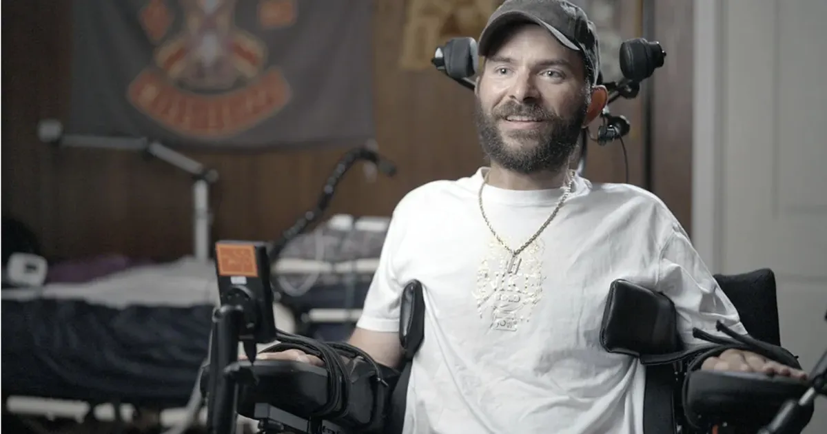 LISATUD VIDEO ⟩ Järjekordsele inimesele siirdati Elon Muski ajukiip