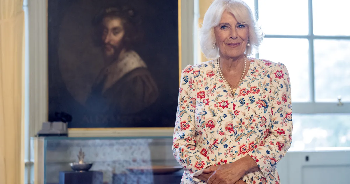 Pereliige selgitab: kas Camilla suitsetab nagu korsten ja kipub džinniga liialdama?