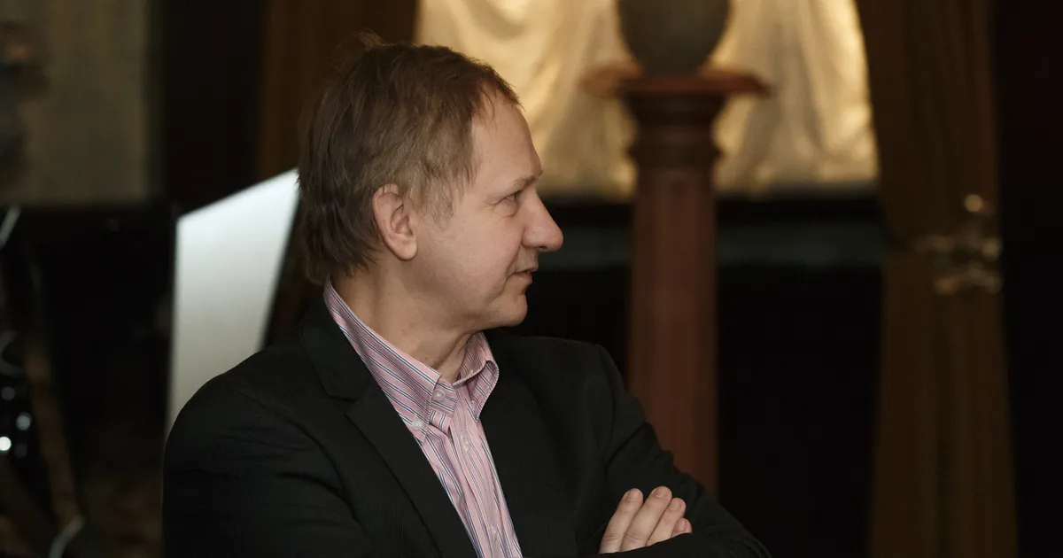 TÖÖ TEHTUD JA UNUSTATUD?! ⟩ Lauluväljaku pikaaegse juhi ühismeedia postitus tekitas kära. Rõõmus: ma ei vaja erikohtlemist