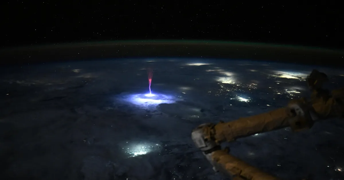 NASA astronaut jäädvustas haruldase atmosfäärinähtuse