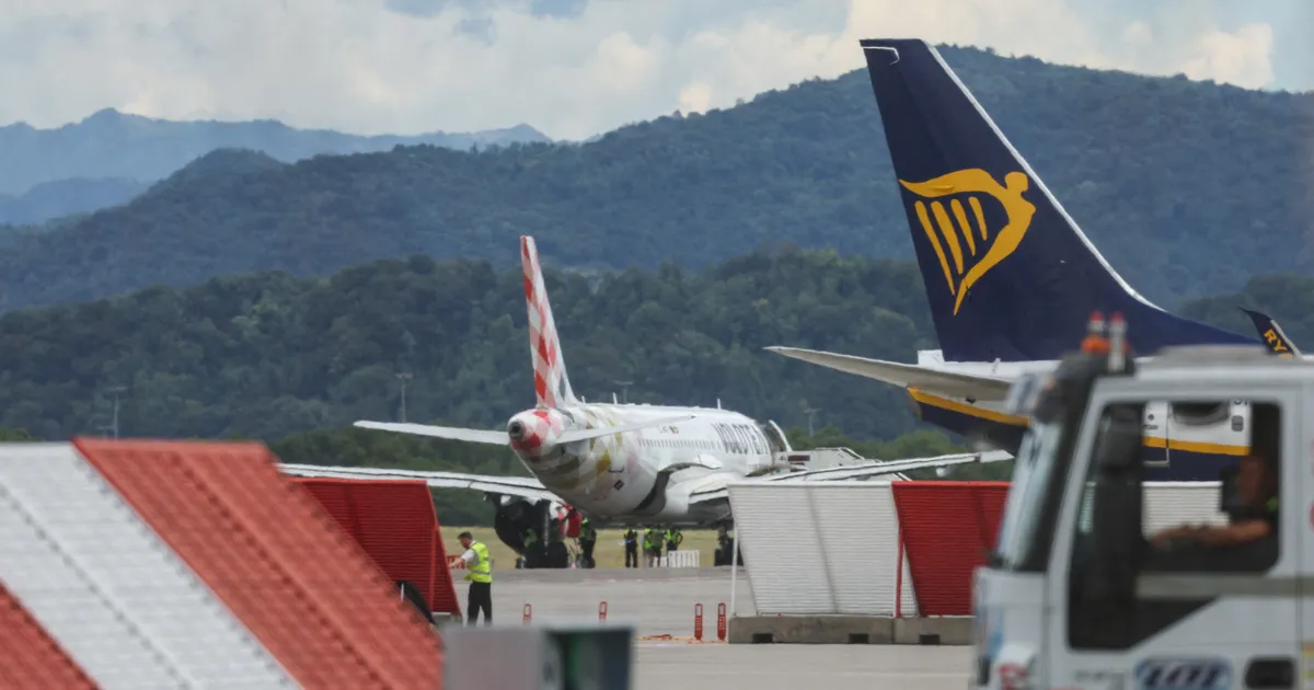 Bergamo lennujaamas imes lennukimootor endasse ruleerimisrajale jooksnud mehe