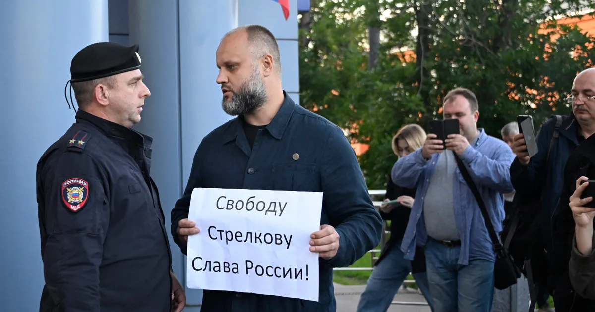 «Nad nimetavad seda avalikult orjaarmeeks.» Donetski sissijuht kritiseeris Kremli sõda