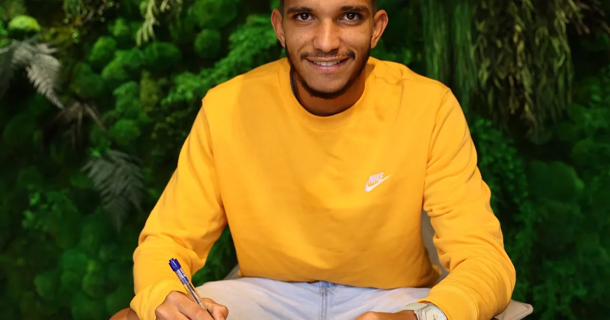 FCI Levadiaga liitus Brasiilia kõrgliigaklubi jalgpallur