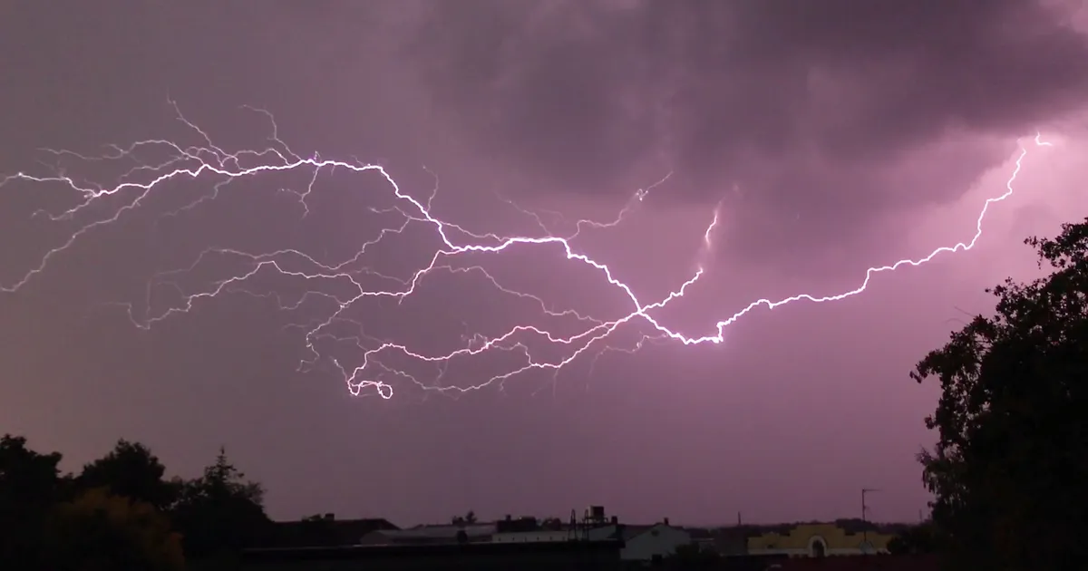 ILMAHOIATUS ⟩ Reedel on oodata äikesevihmasid ja väga tugevat tuult, võimalik on rahe