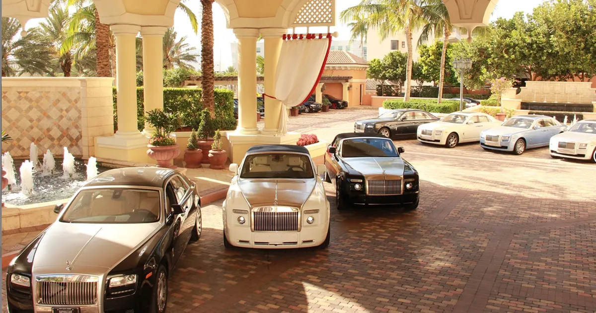 WSJ: Rikaste luksmaju majandab külatäis töötajaid. Teeme tutvust