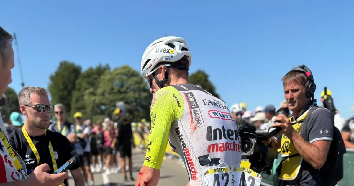 VIDEO ⟩ Karmid kaadrid: Tour de France'il jõhkralt kukkunud ratturid jõudsid finišisse kui sõjas käinud