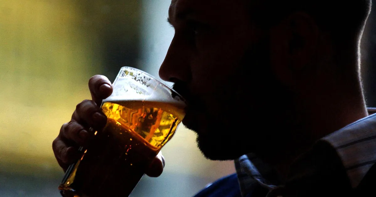 Arst küsib: mida teha alkohoolikuga?