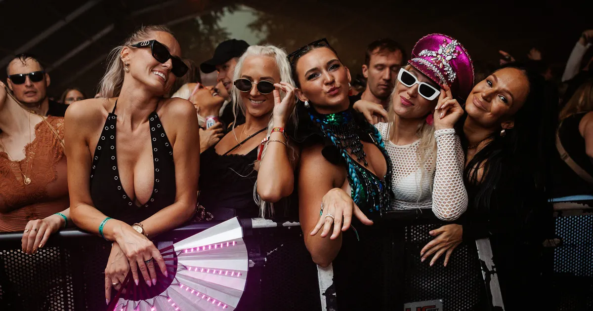 REPORTAAŽ ⟩ Teate, mis on seks? Vat see on ka Beach Grind!