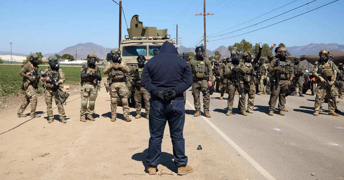 VIDEO ⟩ Californias suri ICE-i haarangu järel farmitöötaja