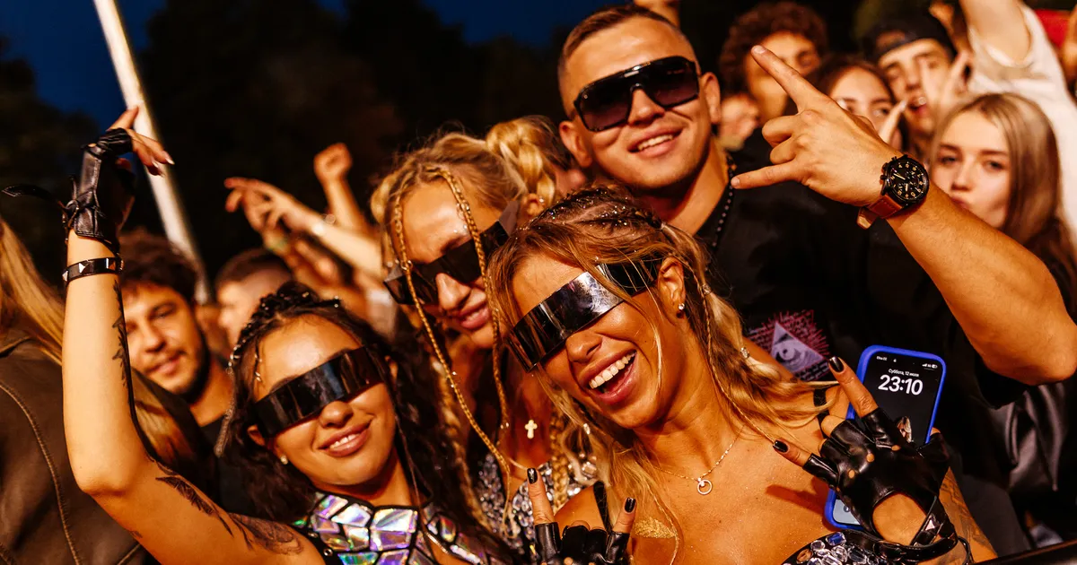 GALERII ⟩ Festivalihuntide jõud ei rauge! Vaata, kuidas pidutseti Beach Grindi teisel päeval