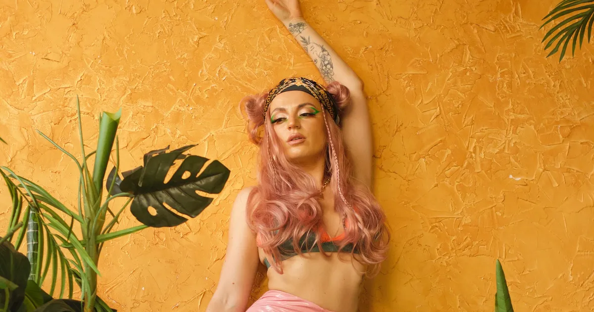 EESTLANNA AMEERIKAS ⟩ Muusik Svndra ehitab Texases muusika- ja ilumaailma impeeriumi: kuid lapsi kasvataksin pigem Eestis