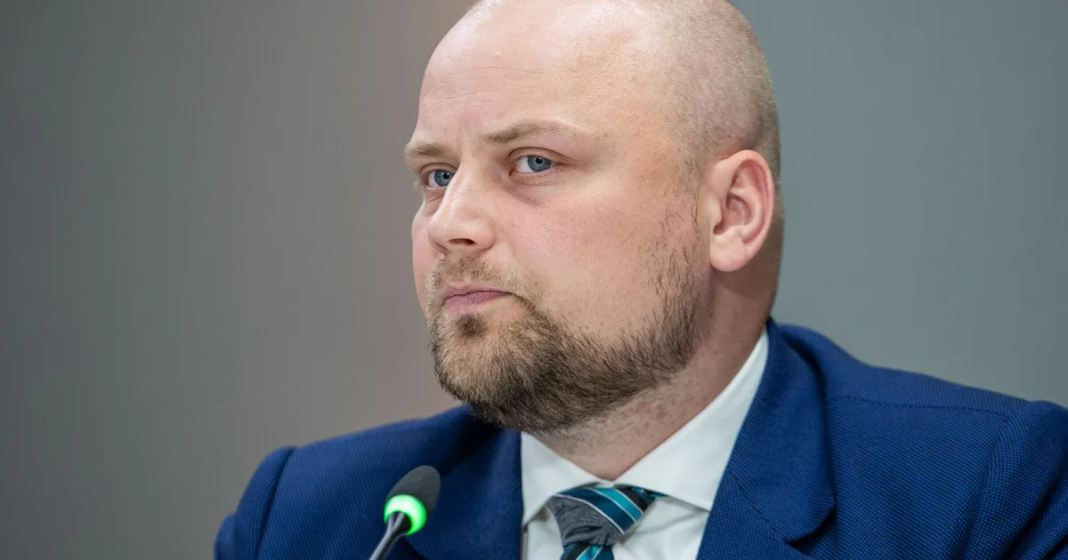 Järvan: Pere lahkumine kriitilisel hetkel on probleemne käitumine