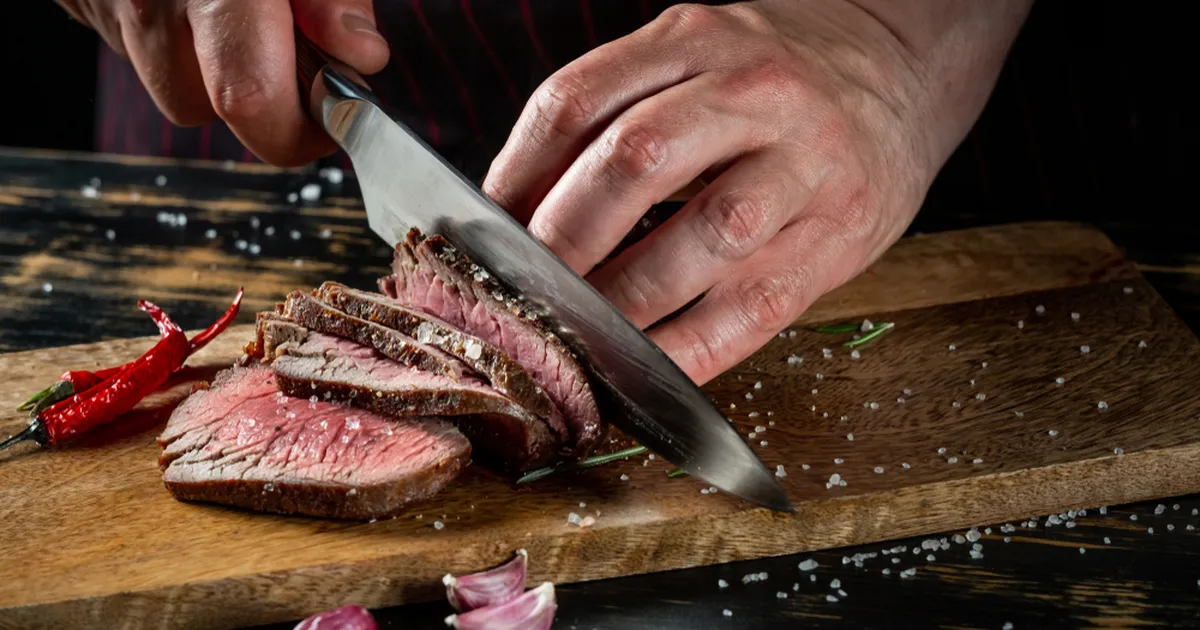 66-aastane lihadieedi eestkõneleja suri – ekspertide sõnul vajab selline eluviis kriitilist pilku