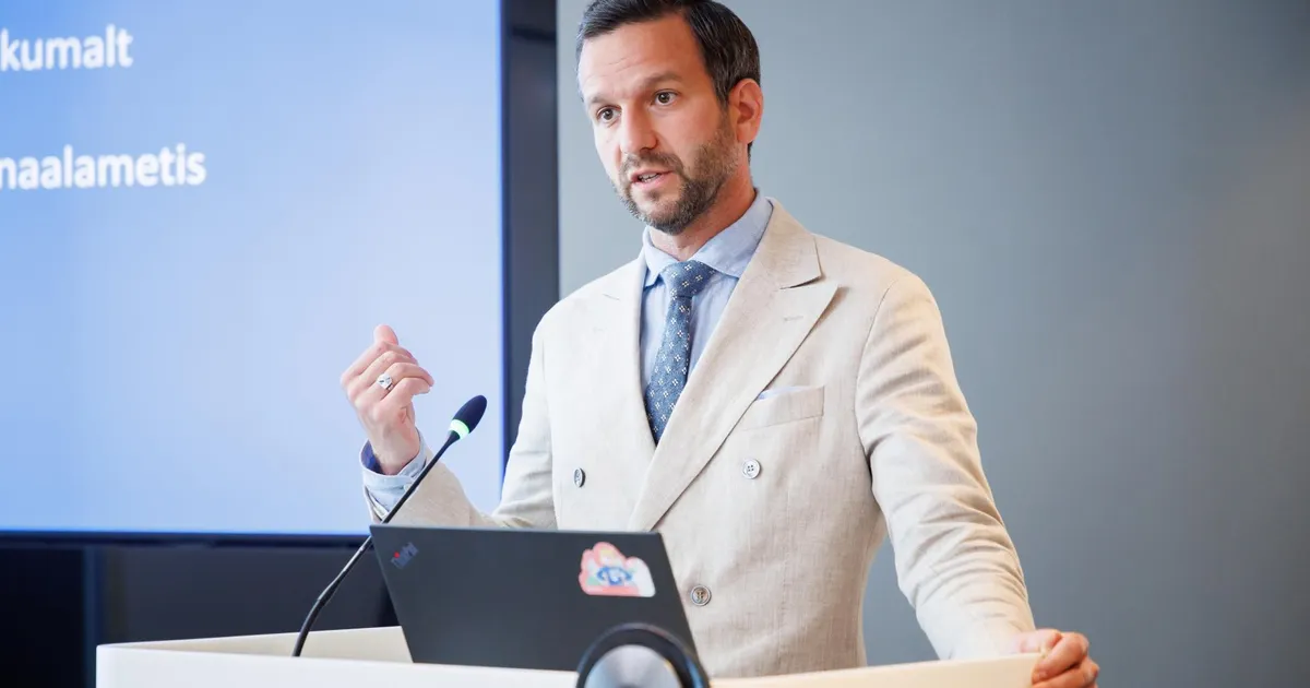 EKRE ja Keskerakond umbusaldavad Pärtel-Peeter Peret