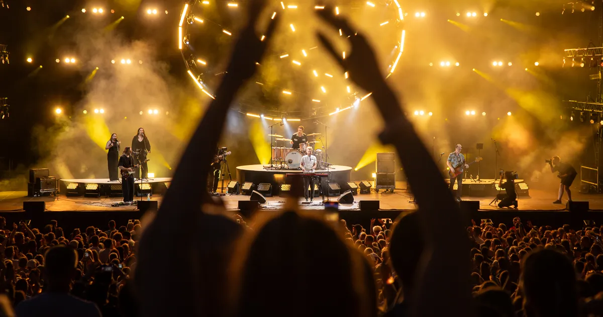 KAKS GALERIID! ⟩ See ongi kõik: nii kulges Ewerti ja Draakonite viimne kontsert Tartus