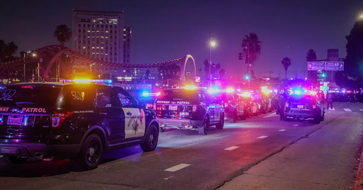 Los Angeleses sõitis auto rahva sekka – vähemalt 28 inimest sai viga