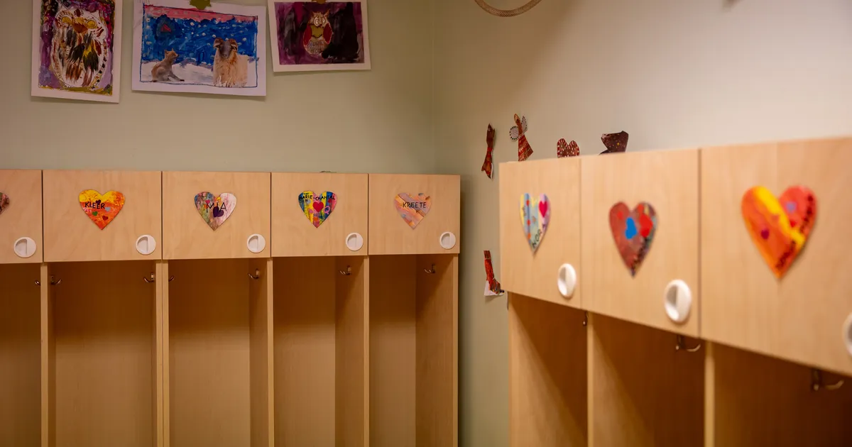 SAAGA JÄTK ⟩ Rae vald on sunnitud lastehoiukohtade konkursi prügikasti viskama