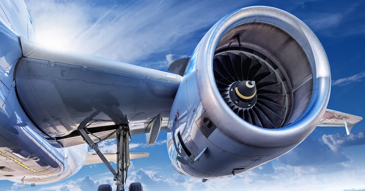 HIRMUTAV KAADER ⟩ Pealtvaataja jäädvustas hetke, mil Delta reisilennuki mootor süttis pärast õhkutõusu