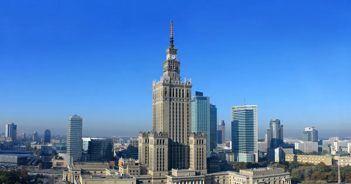 VIDEO ⟩ Nõukogude diktaatori Stalini kingitus Varssavile kütab endiselt kirgi