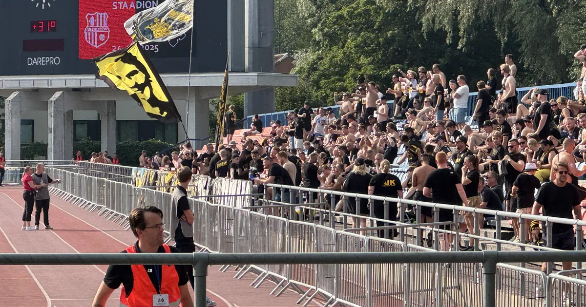 VIDEOD JA FOTOD ⟩ Rootsi jalgpallifännid vallutasid Tallinna!
