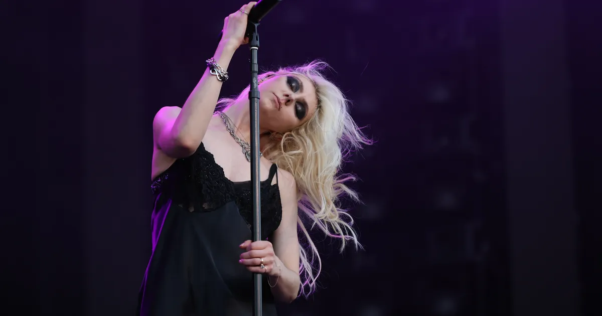 OTSEFOTOD ⟩ Põrgukellad helisevad: AC/DC rokib lauluväljakul kogu täiega