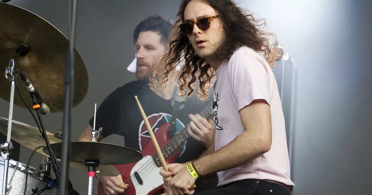 VÄLJARÄNNE JÄTKUB ⟩ Veel üks armastatud rokkbänd lahkub Spotifyst: nad võivad kuradile käia!